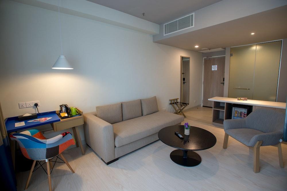 Hotel Ibis Styles Kuala Lumpur Sri Damansara Petaling Jaya Zewnętrze zdjęcie