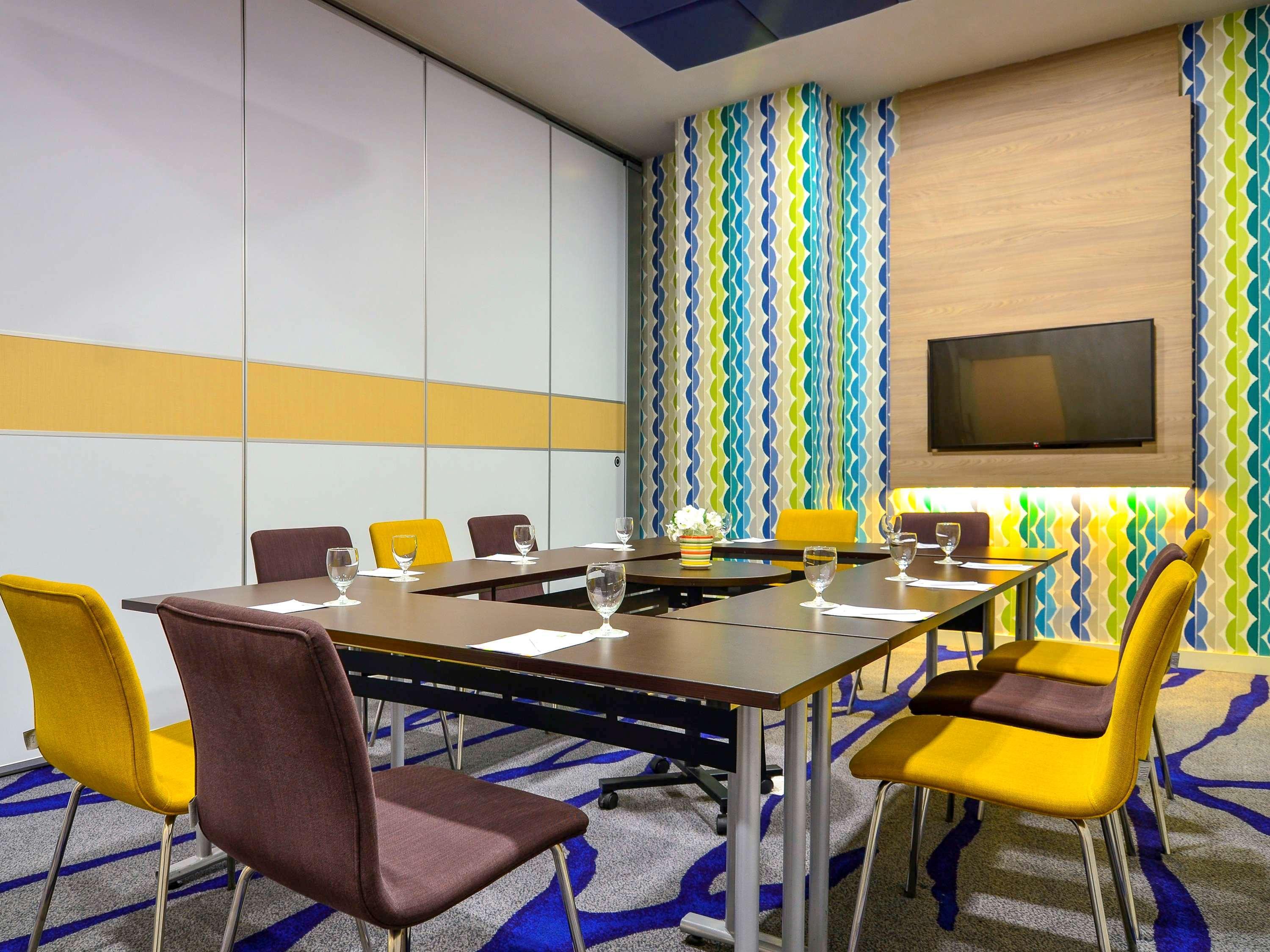Hotel Ibis Styles Kuala Lumpur Sri Damansara Petaling Jaya Zewnętrze zdjęcie