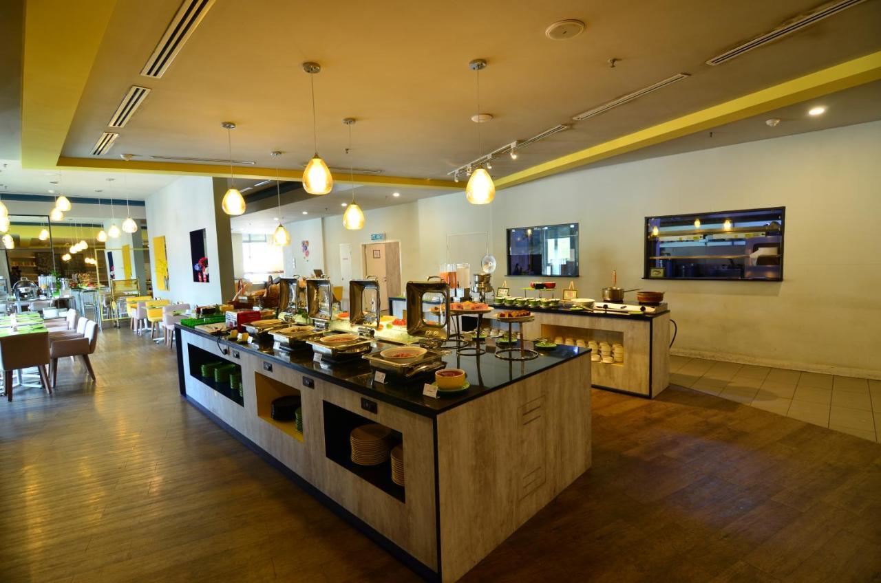 Hotel Ibis Styles Kuala Lumpur Sri Damansara Petaling Jaya Zewnętrze zdjęcie
