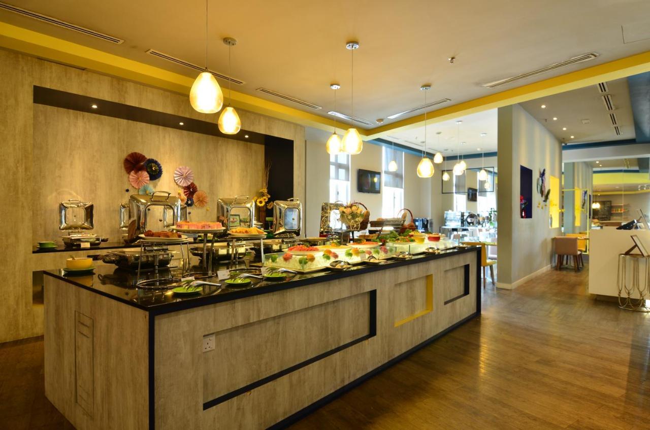 Hotel Ibis Styles Kuala Lumpur Sri Damansara Petaling Jaya Zewnętrze zdjęcie